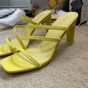 Cute yellow heels from a boutique!!